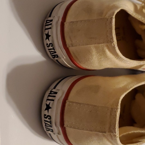 Converse - Picture 3 of 6